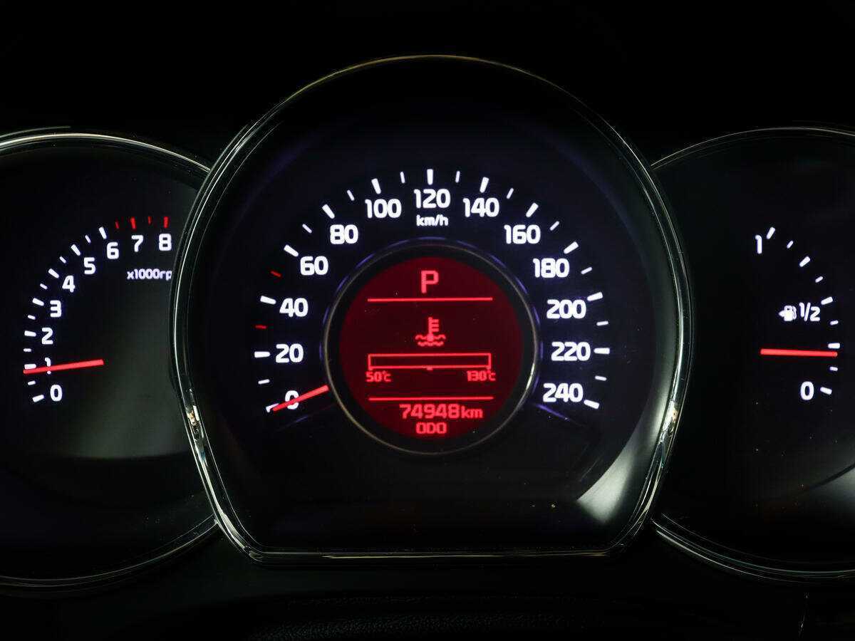 Kia Ceed с пробегом — 2016 год. Фото: #9