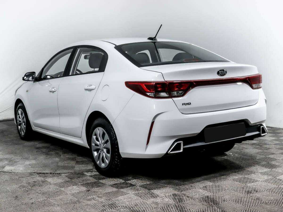 Kia Rio с пробегом — 2021 год. Фото: #5