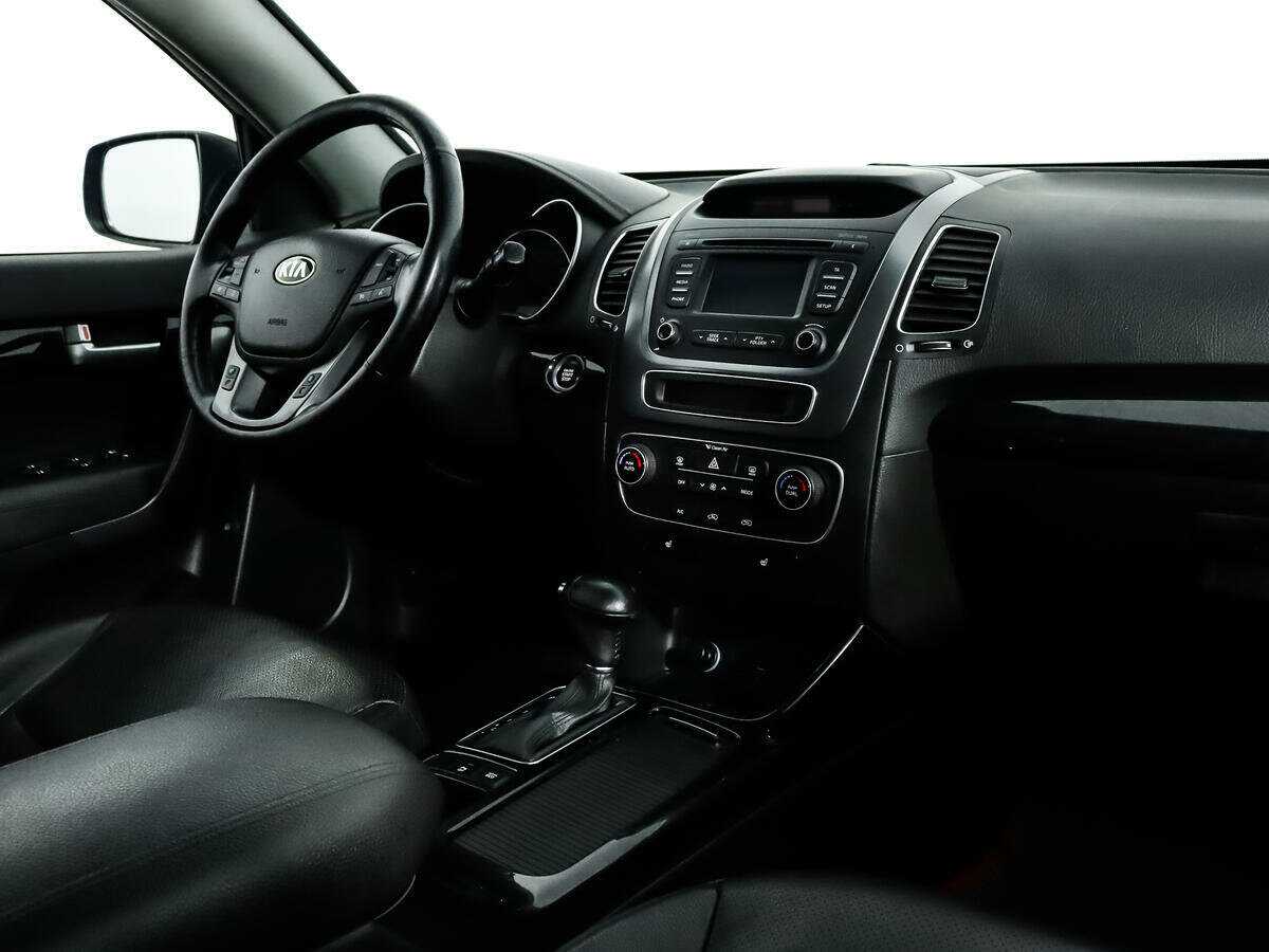 Kia Sorento с пробегом — 2017 год. Фото: #12