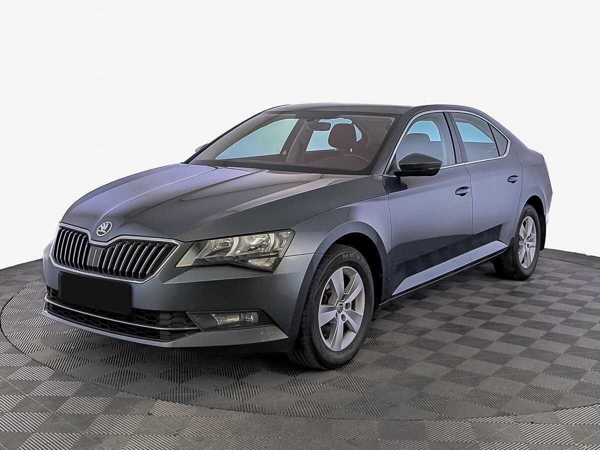 Skoda Superb с пробегом — 2019 год. Фото: #0