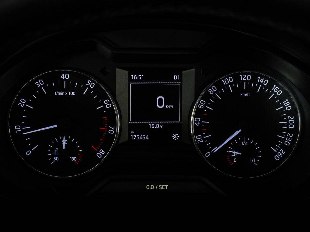 Skoda Octavia с пробегом — 2014 год. Фото: #13