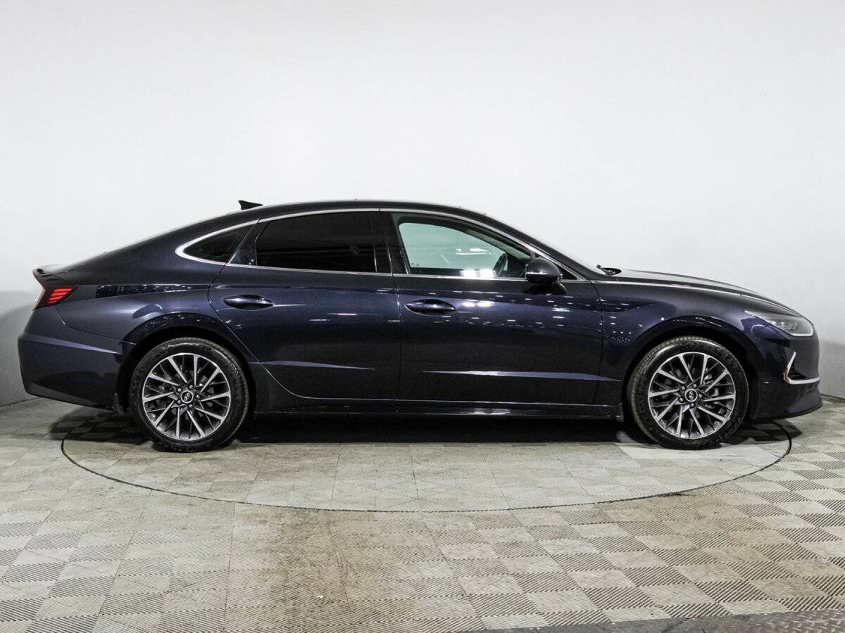 Hyundai Sonata с пробегом — 2020 год. Фото: #3