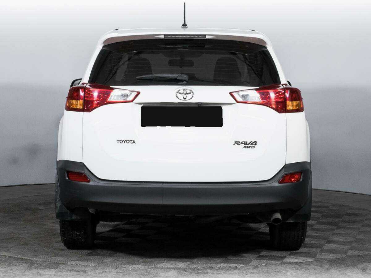 Toyota RAV4 с пробегом — 2013 год. Фото: #5