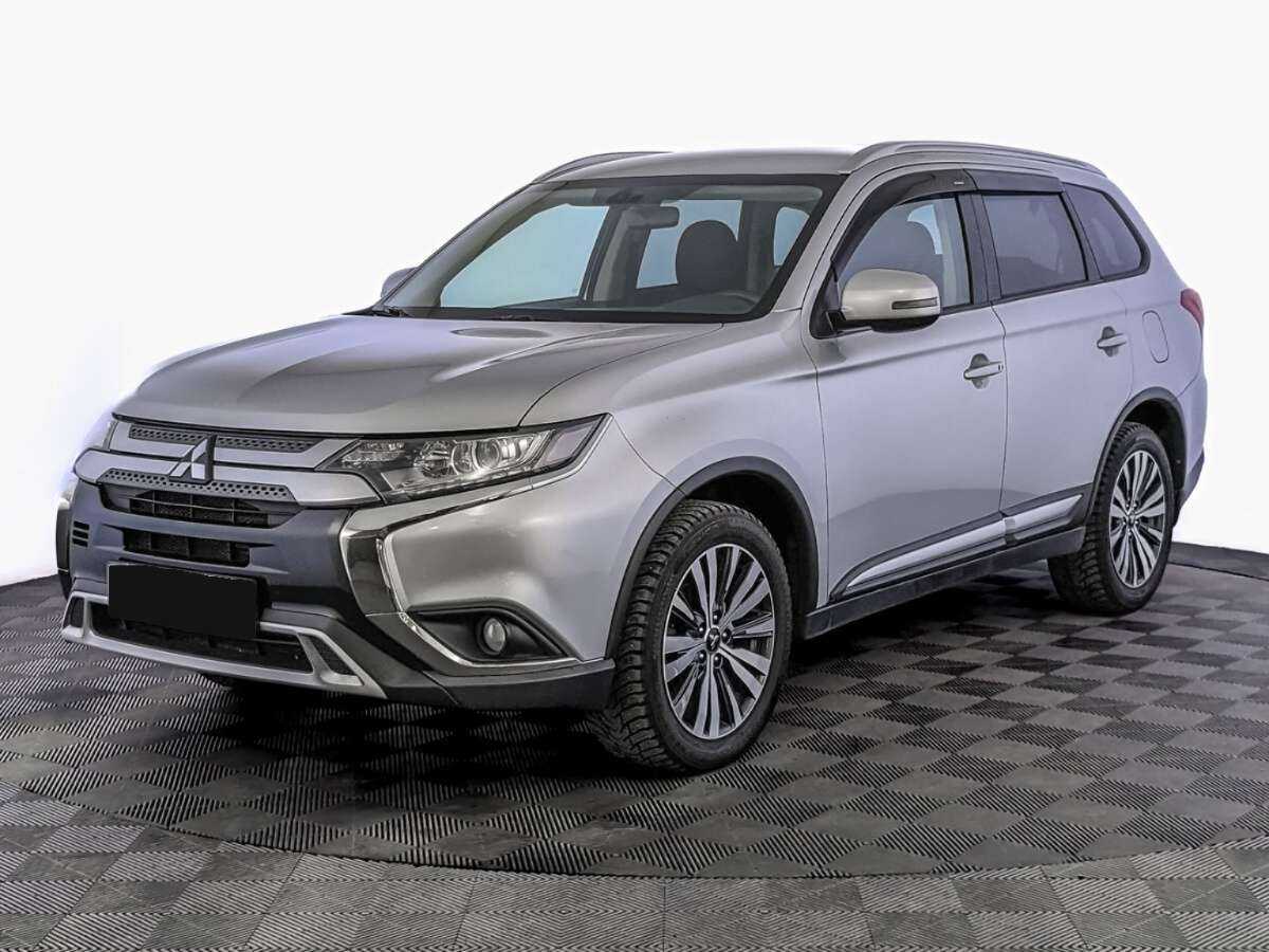 Mitsubishi Outlander с пробегом — 2020 год. Посмотреть фото