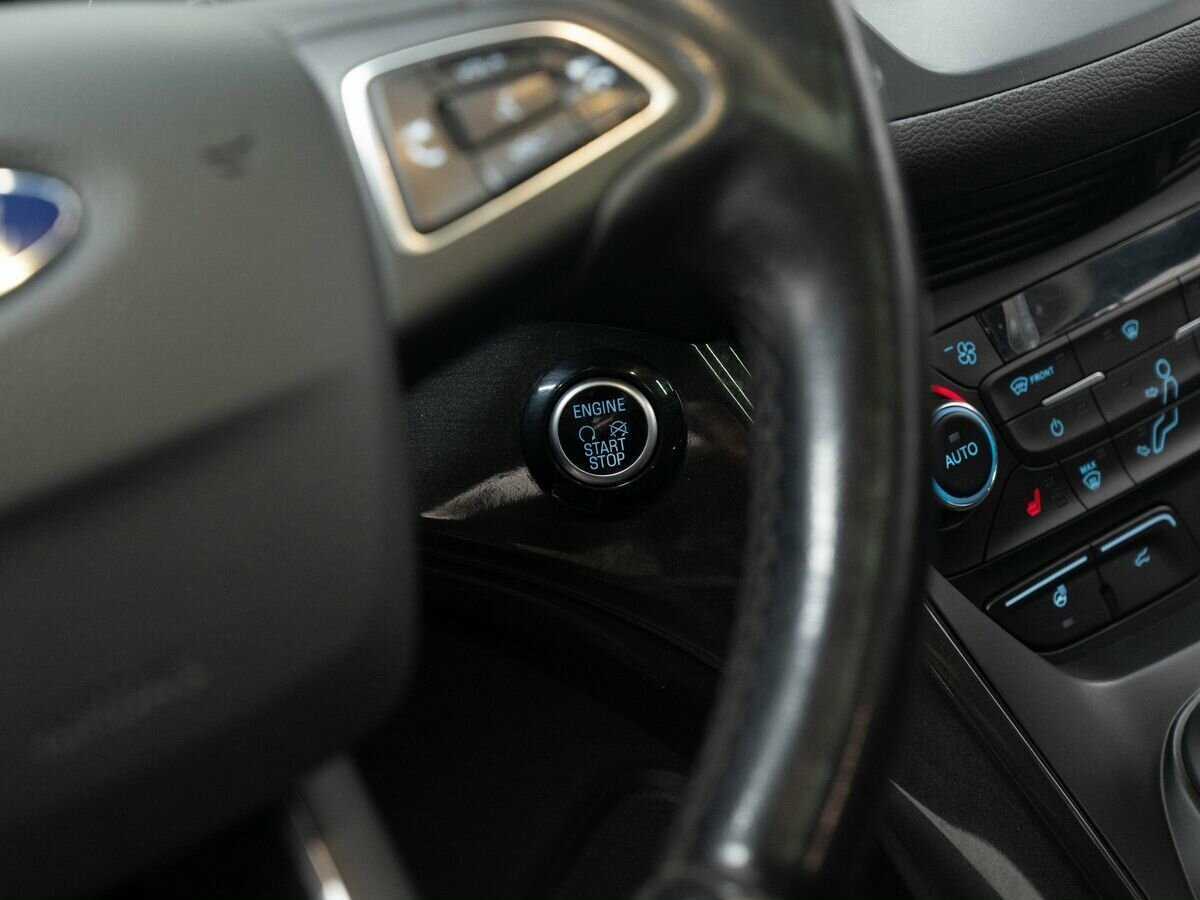 Ford Kuga с пробегом — 2017 год. Фото: #19