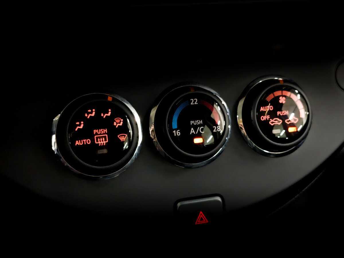 Nissan Note с пробегом — 2013 год. Фото: #24