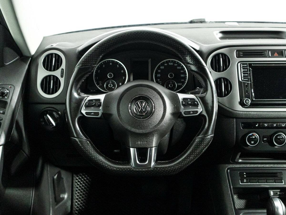 Volkswagen Tiguan с пробегом — 2016 год. Фото: #18