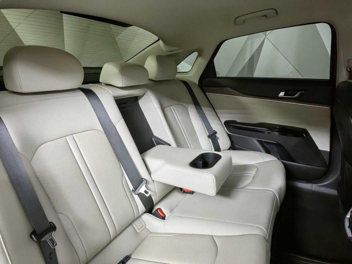 Kia K5 с пробегом — 2020 год. Фото: #12