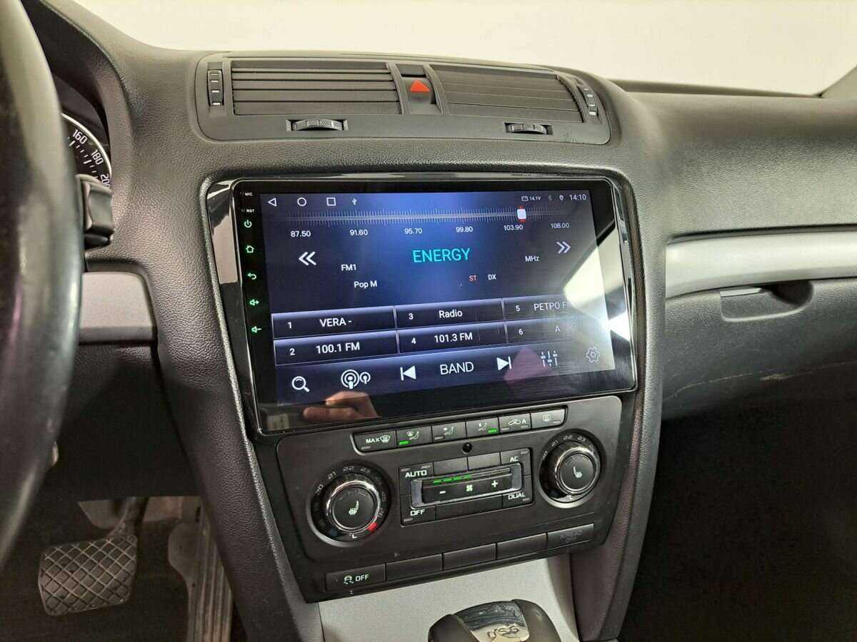 Skoda Octavia с пробегом — 2012 год. Фото: #10