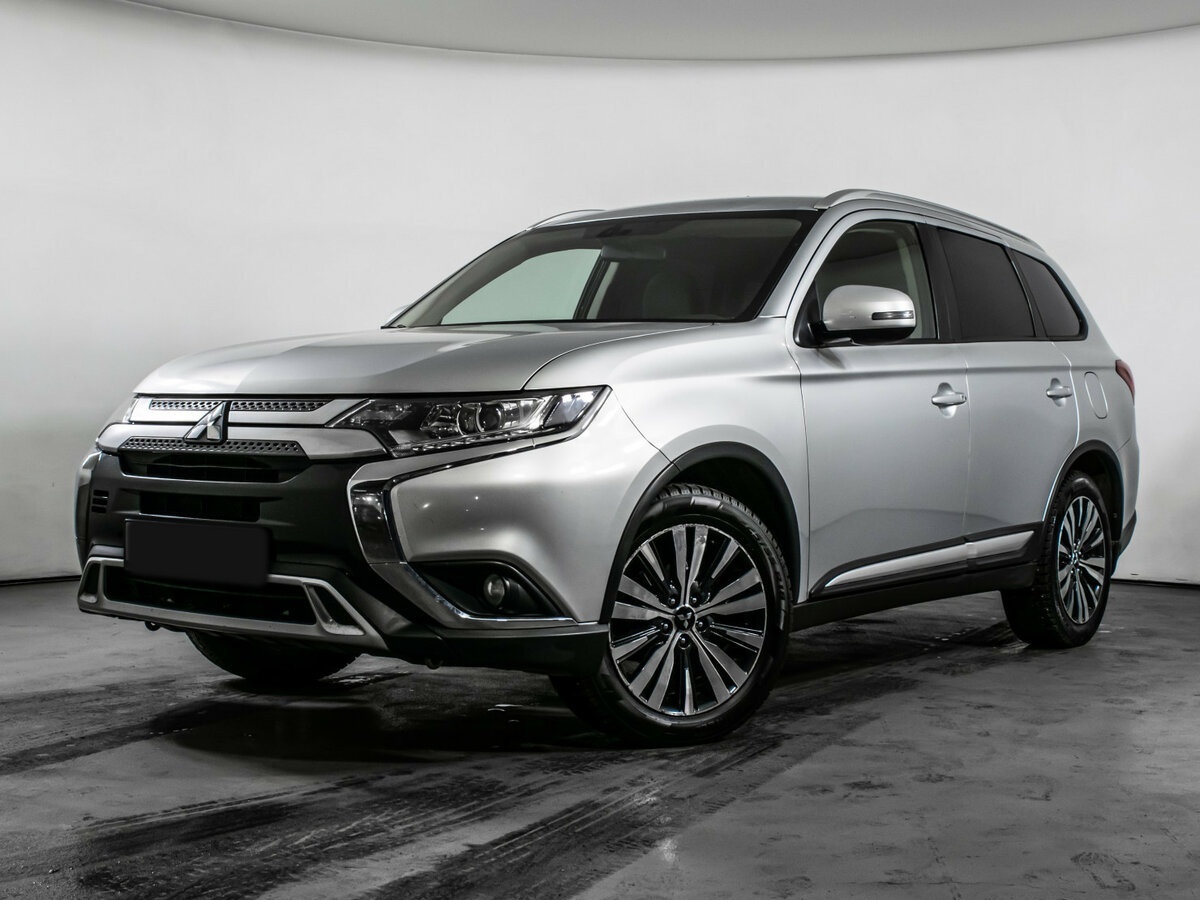 Mitsubishi Outlander с пробегом — 2018 год. Фото: #0
