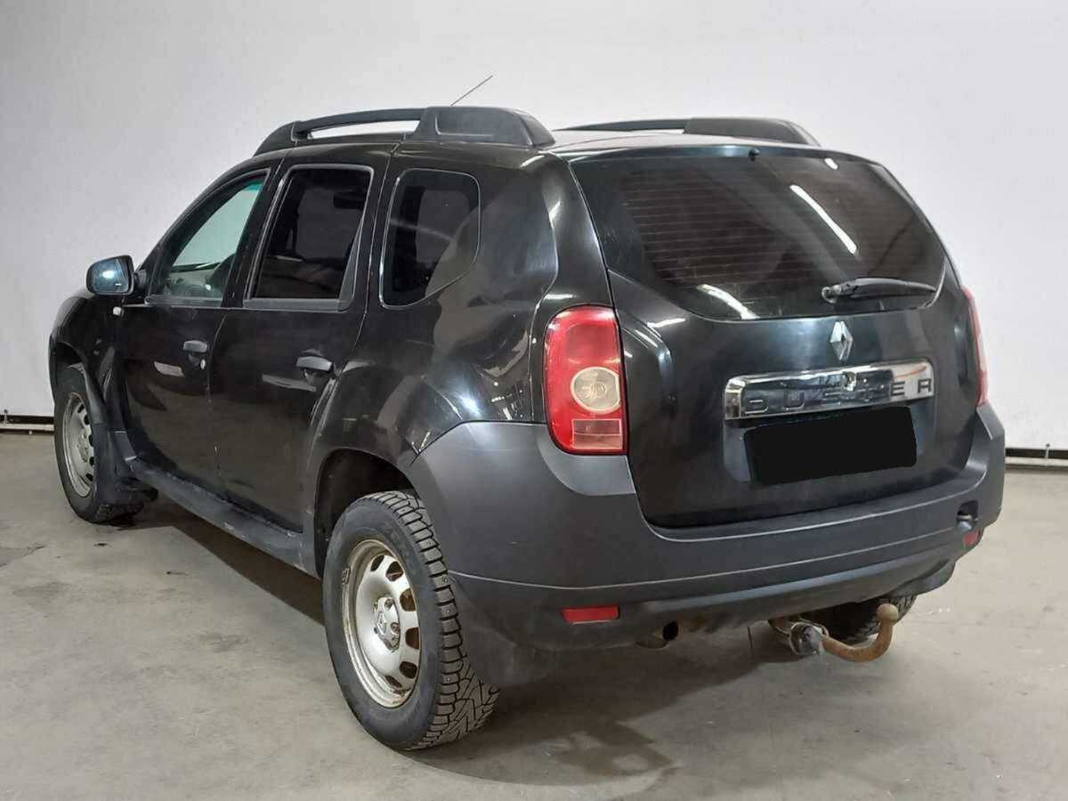 Renault Duster с пробегом — 2014 год. Фото: #6
