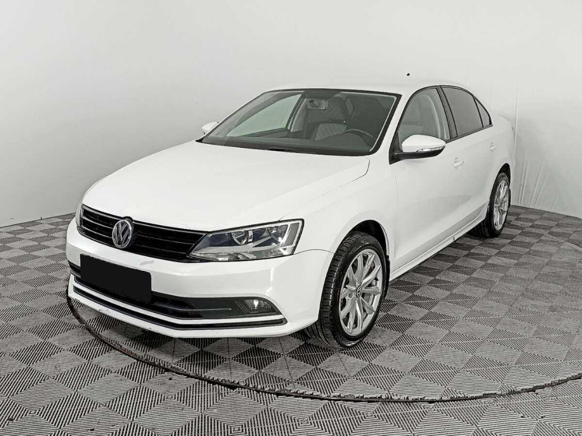 Volkswagen Jetta с пробегом — 2016 год. Фото: #0