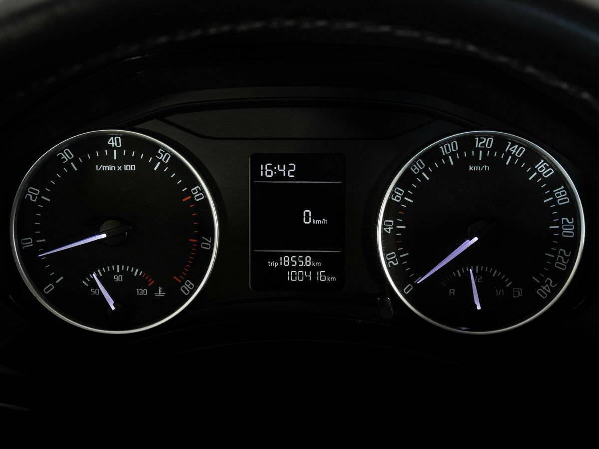 Skoda Octavia с пробегом — 2012 год. Фото: #13