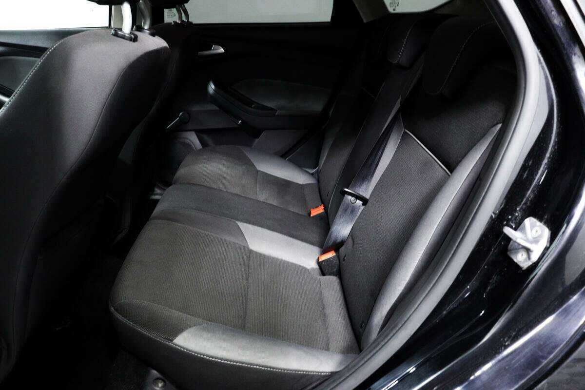 Ford Focus с пробегом — 2013 год. Фото: #11