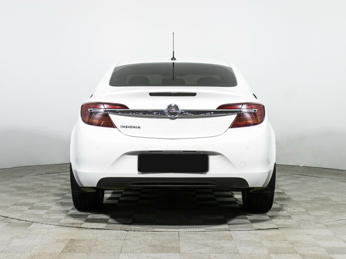 Opel Insignia с пробегом — 2014 год. Фото: #4