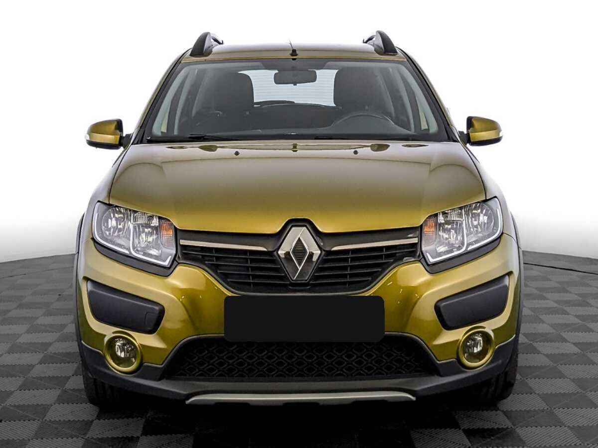 Renault Sandero с пробегом — 2016 год. Фото: #1