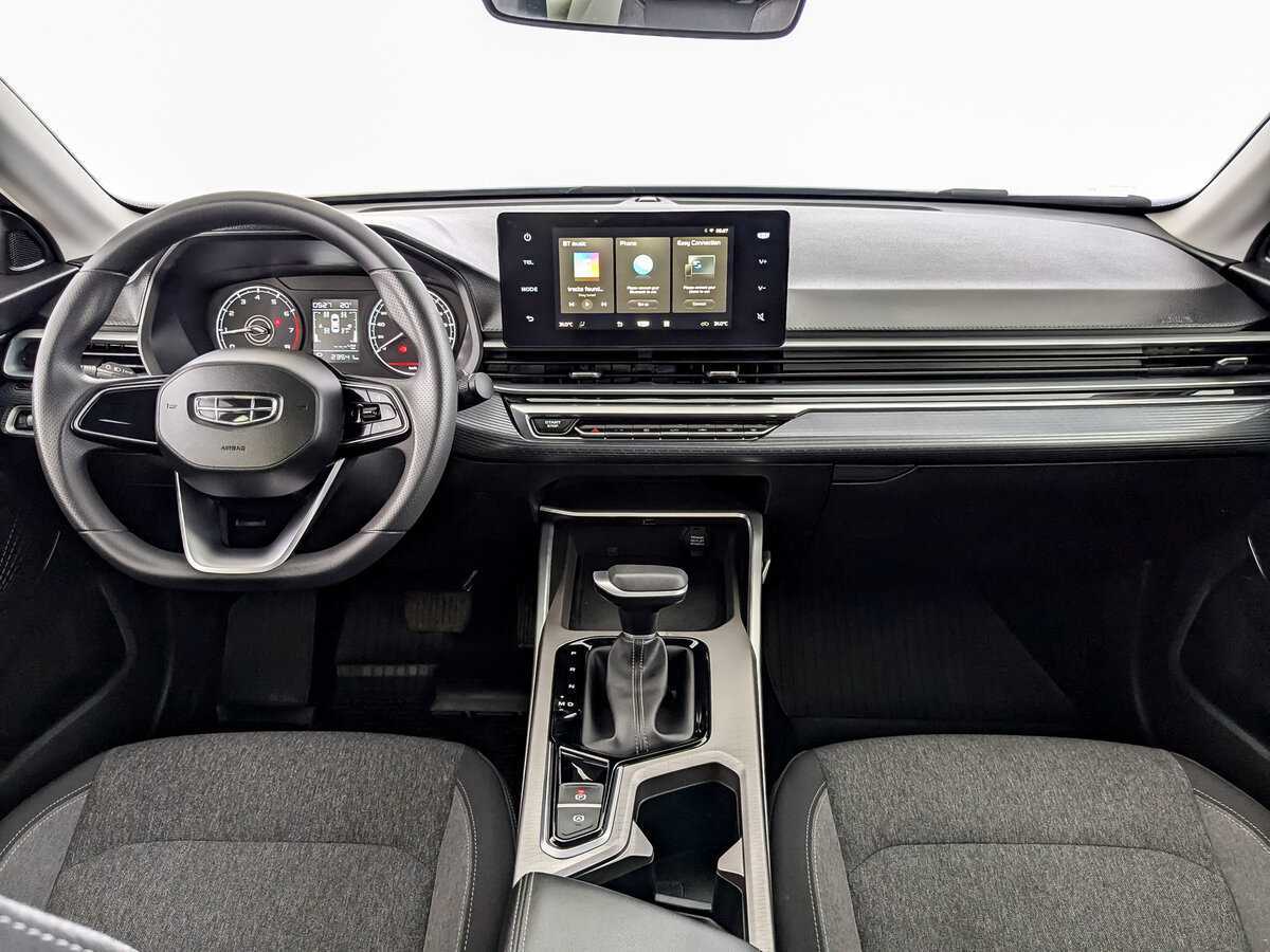 Geely Emgrand с пробегом — 2023 год. Фото: #13