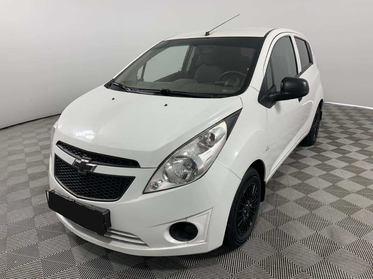 Chevrolet Spark с пробегом — 2013 год. Фото: #0