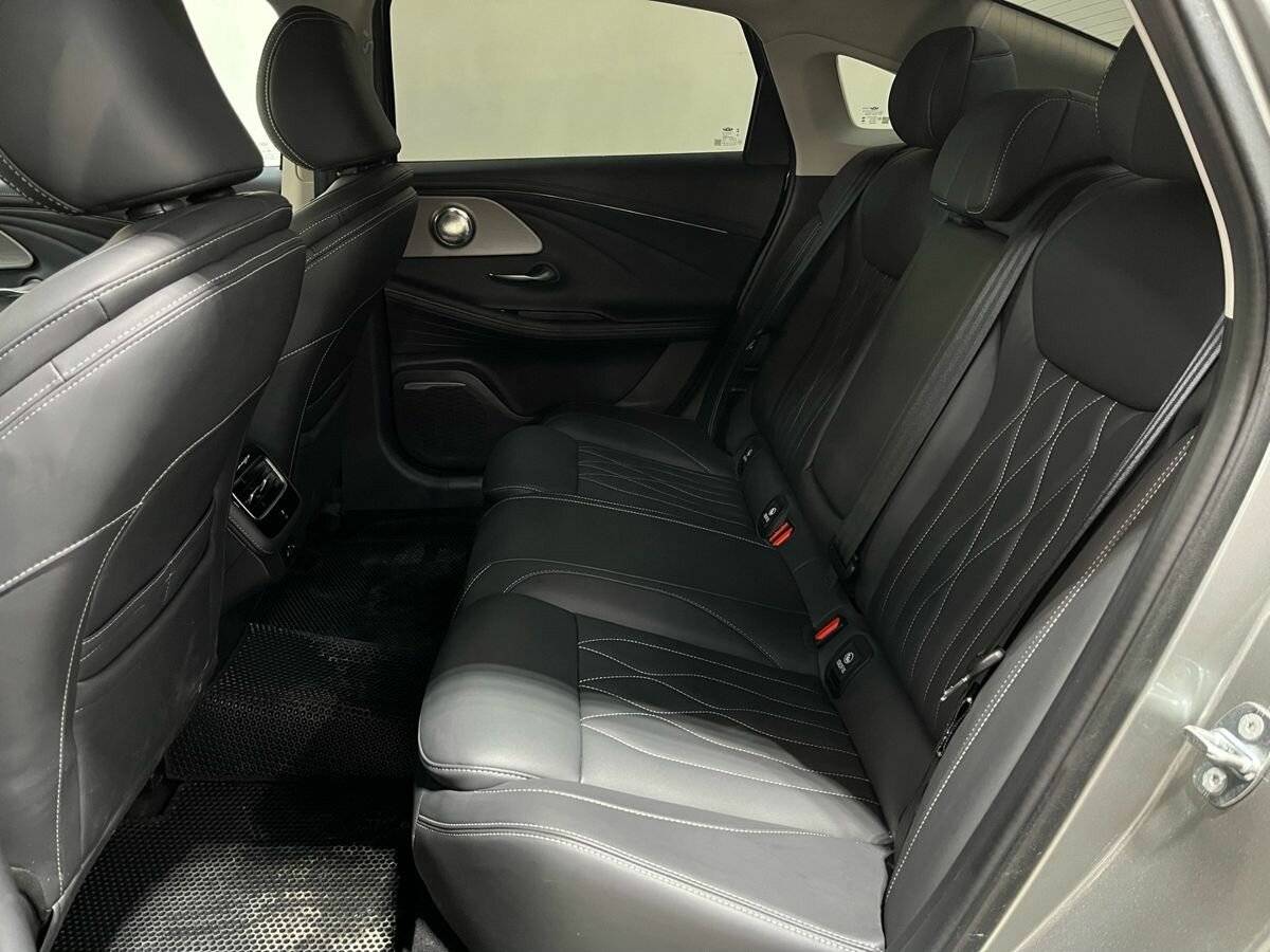 Chery Arrizo 8 с пробегом — 2024 год. Фото: #16