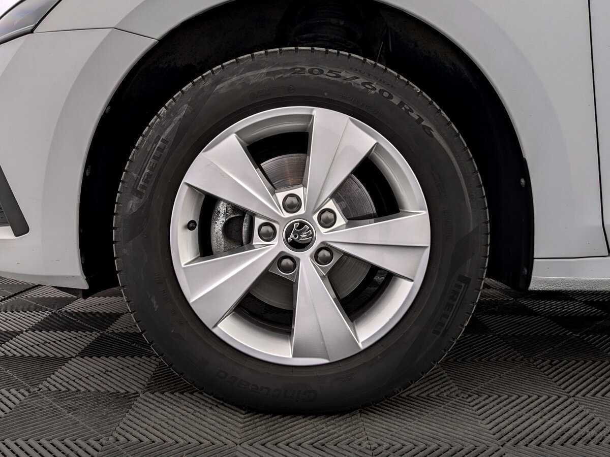 Skoda Octavia с пробегом — 2021 год. Фото: #17