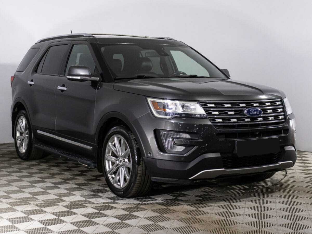Ford Explorer с пробегом — 2017 год. Фото: #2