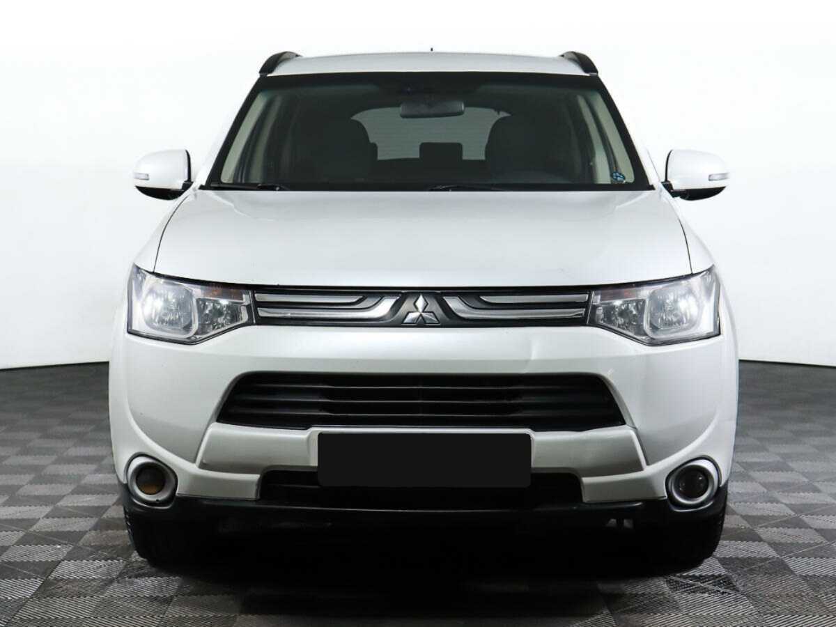 Mitsubishi Outlander с пробегом — 2013 год. Посмотреть фото