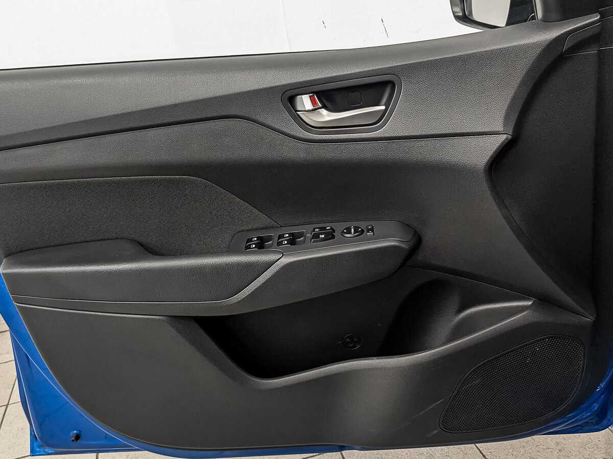 Hyundai Solaris с пробегом — 2020 год. Фото: #16