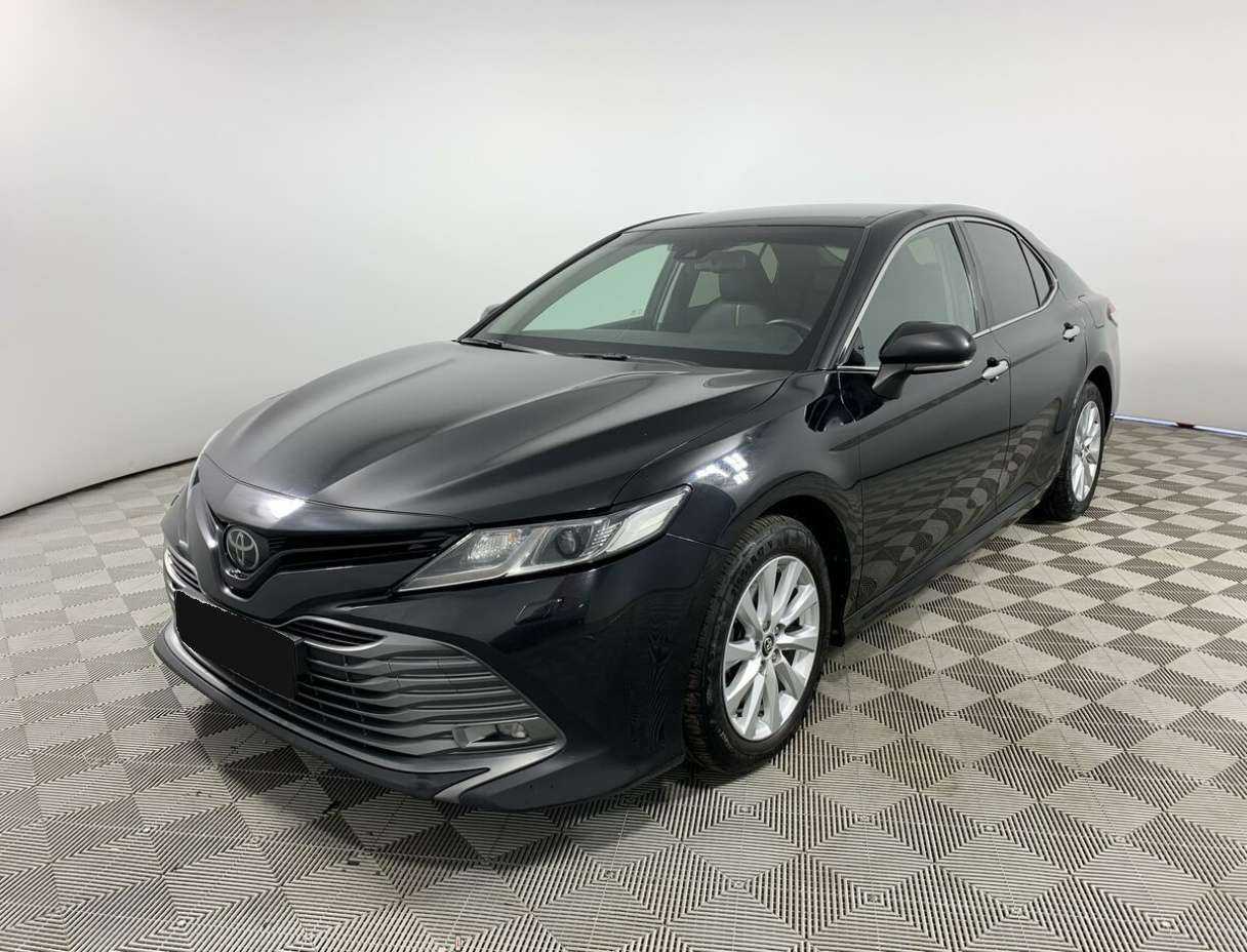 Toyota Camry с пробегом — 2019 год. Посмотреть фото