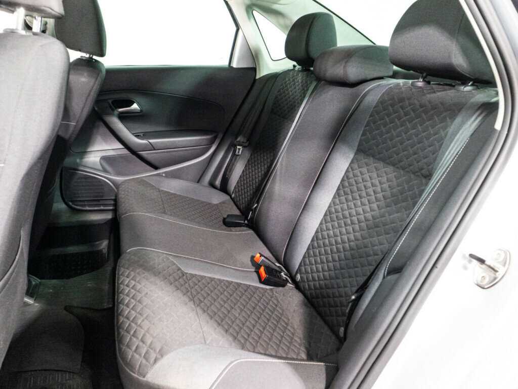 Volkswagen Polo с пробегом — 2018 год. Фото: #9