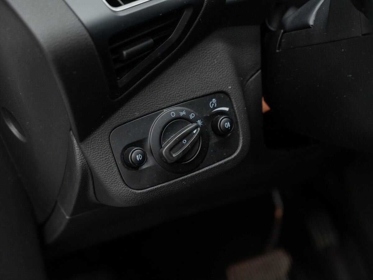Ford Kuga с пробегом — 2016 год. Фото: #16