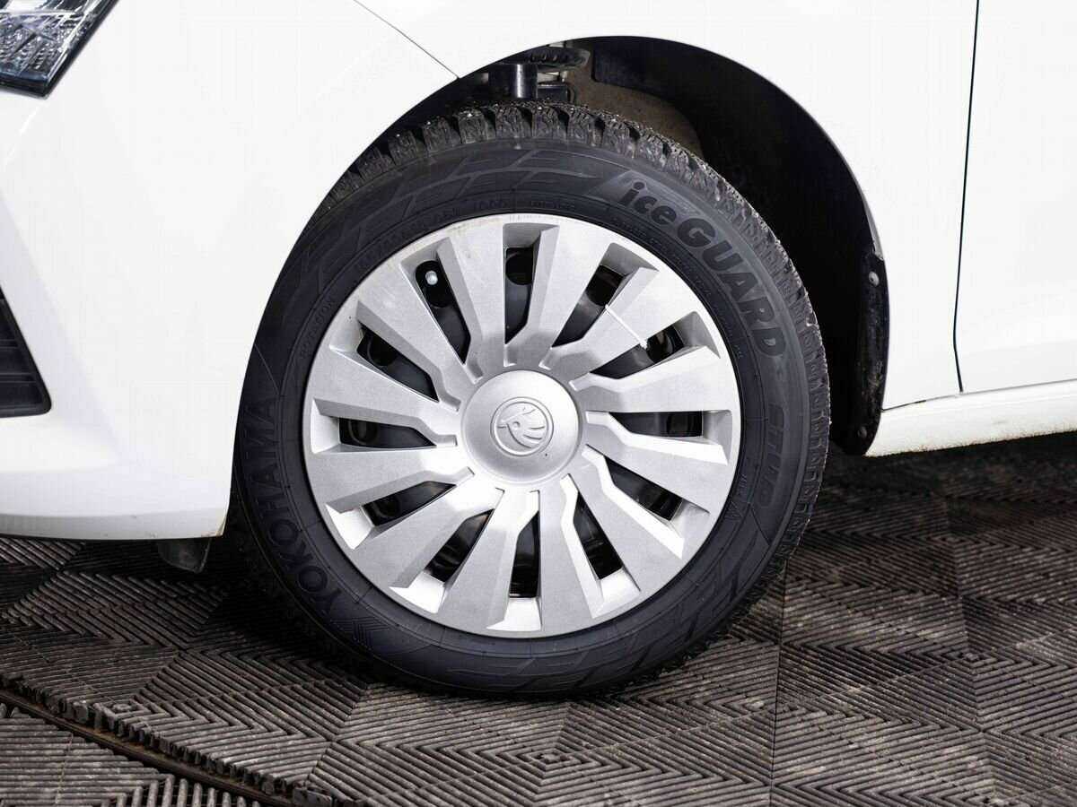 Skoda Rapid с пробегом — 2022 год. Фото: #7