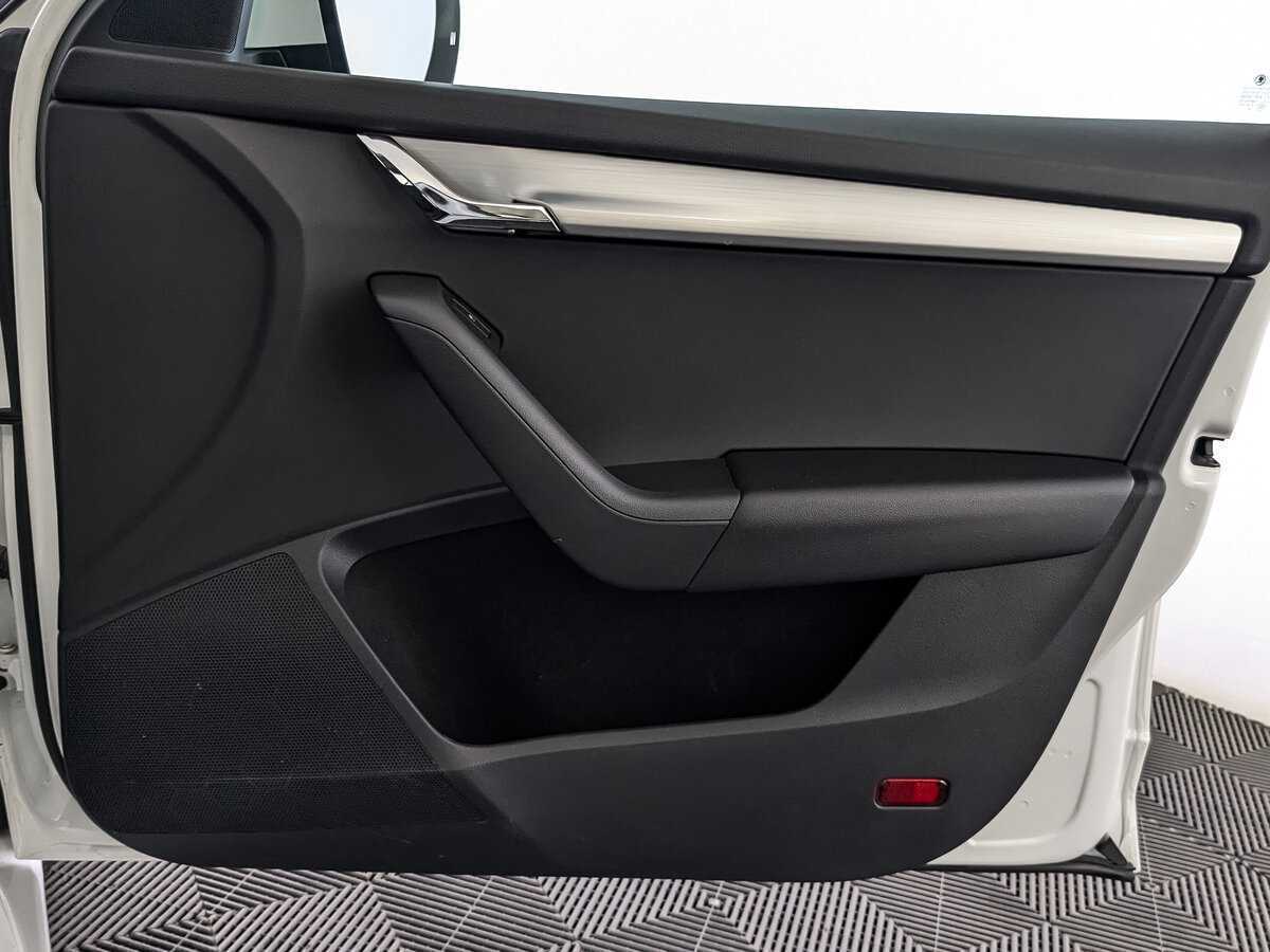 Skoda Octavia с пробегом — 2020 год. Фото: #19