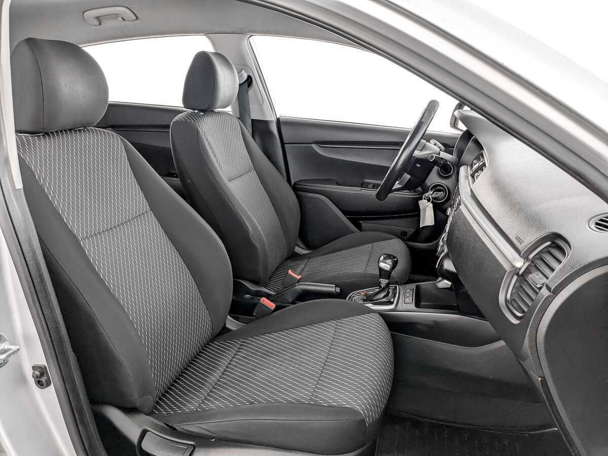 Kia Rio с пробегом — 2020 год. Фото: #20