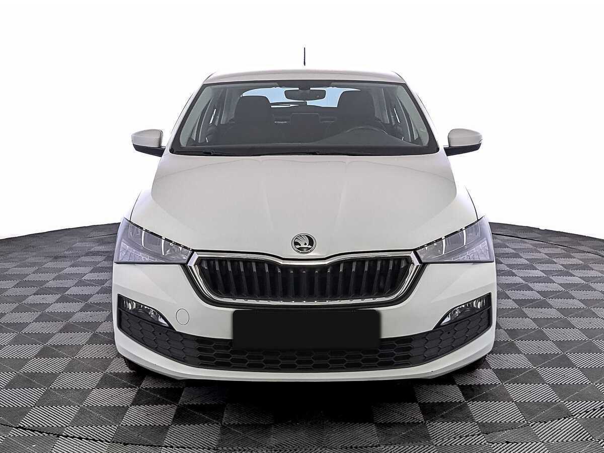 Skoda Rapid с пробегом — 2020 год. Фото: #1
