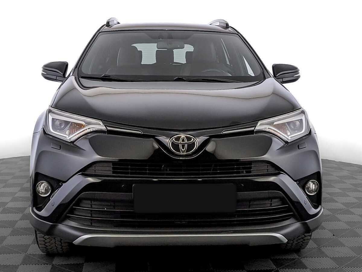 Toyota RAV4 с пробегом — 2017 год. Фото: #1