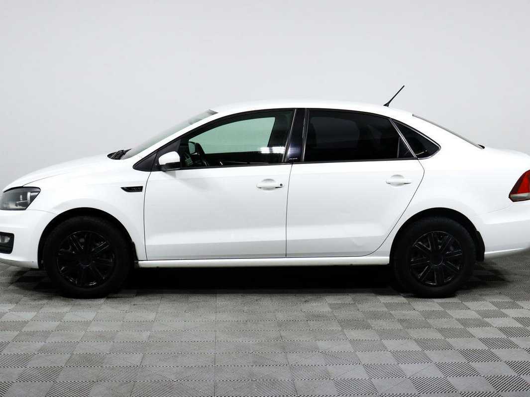 Volkswagen Polo с пробегом — 2016 год. Фото: #7