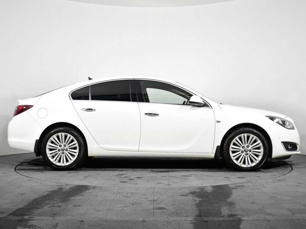 Opel Insignia с пробегом — 2014 год. Фото: #3