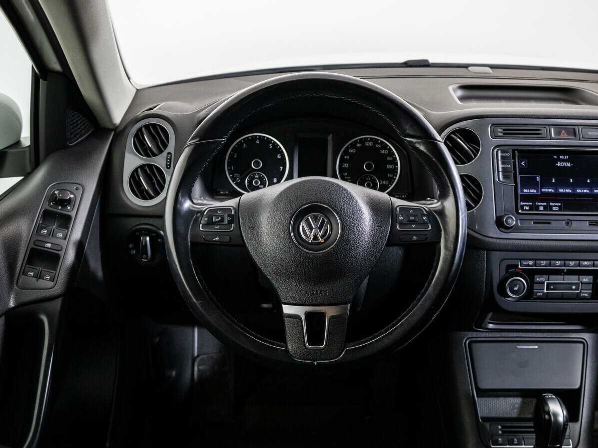 Volkswagen Tiguan с пробегом — 2013 год. Фото: #11