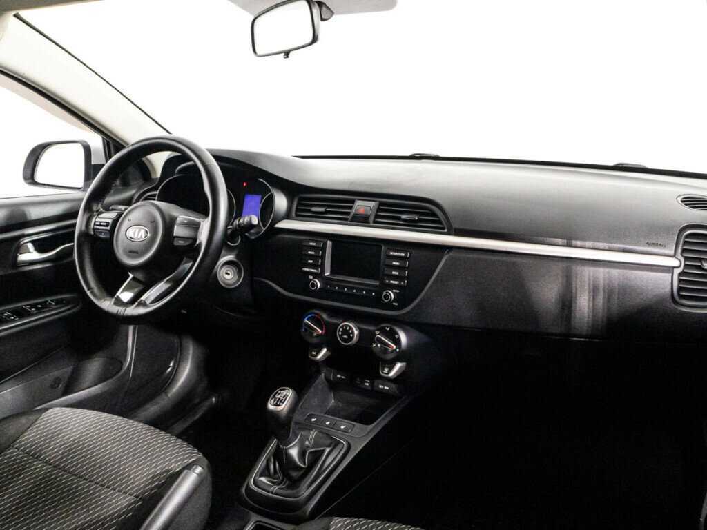 Kia Rio с пробегом — 2018 год. Фото: #8