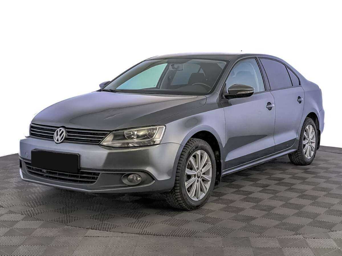 Volkswagen Jetta с пробегом — 2012 год. Фото: #0