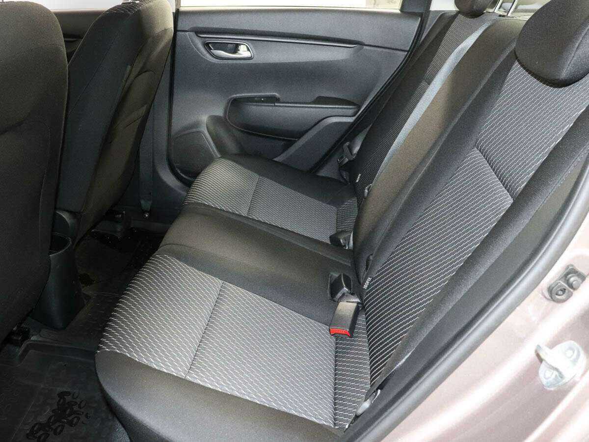 Kia Rio с пробегом — 2018 год. Фото: #8