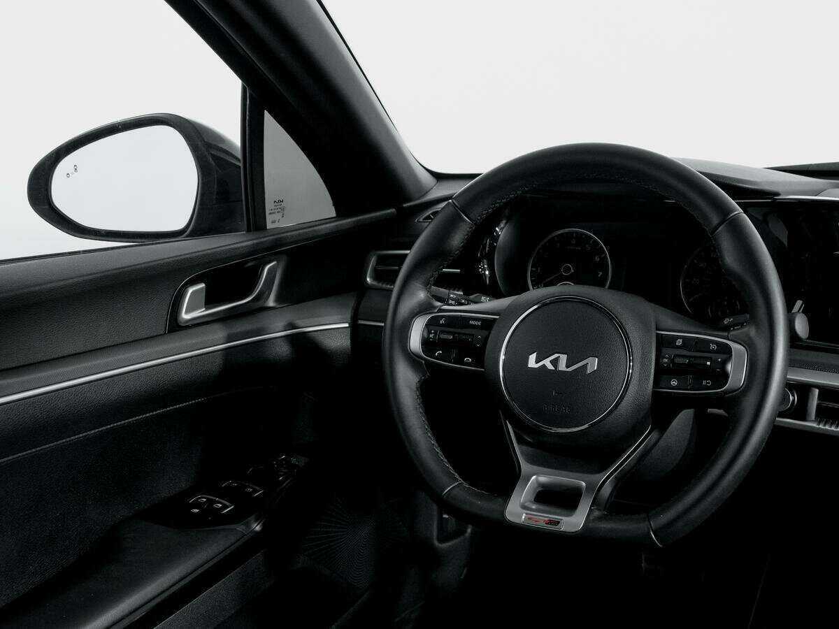 Kia K5 с пробегом — 2022 год. Фото: #12