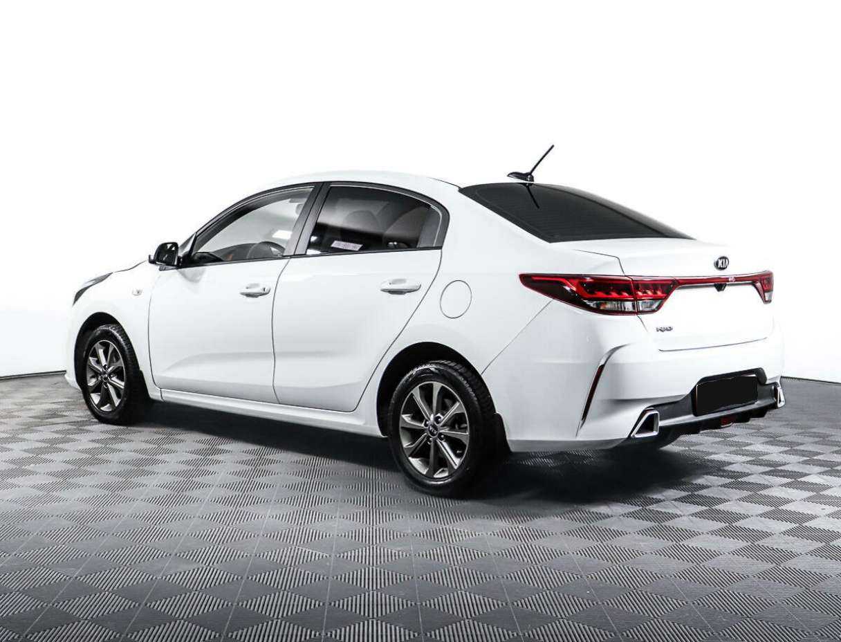 Kia Rio с пробегом — 2021 год. Фото: #6
