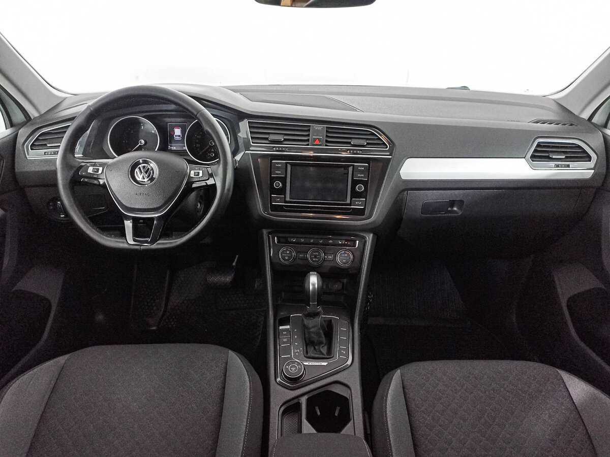 Volkswagen Tiguan с пробегом — 2018 год. Фото: #11