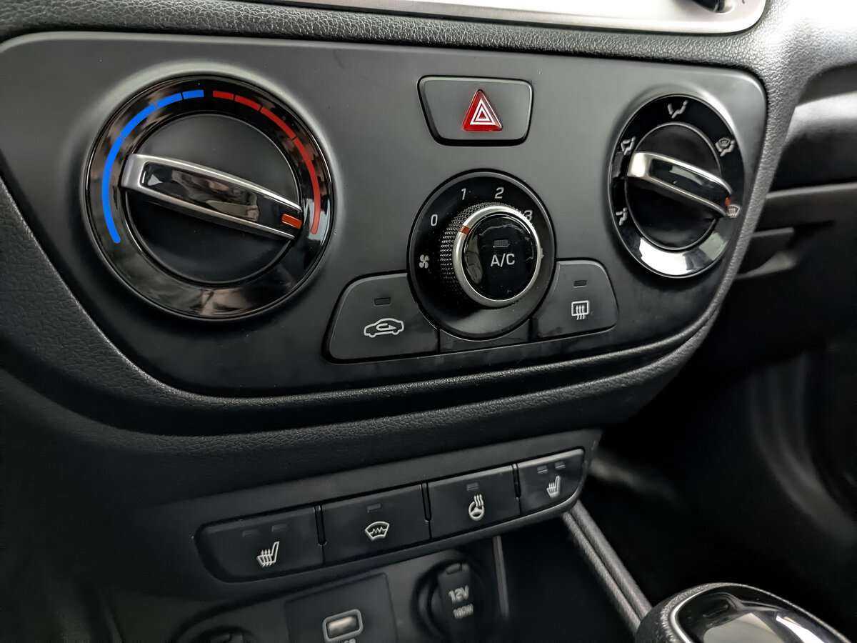 Hyundai Solaris с пробегом — 2019 год. Фото: #21