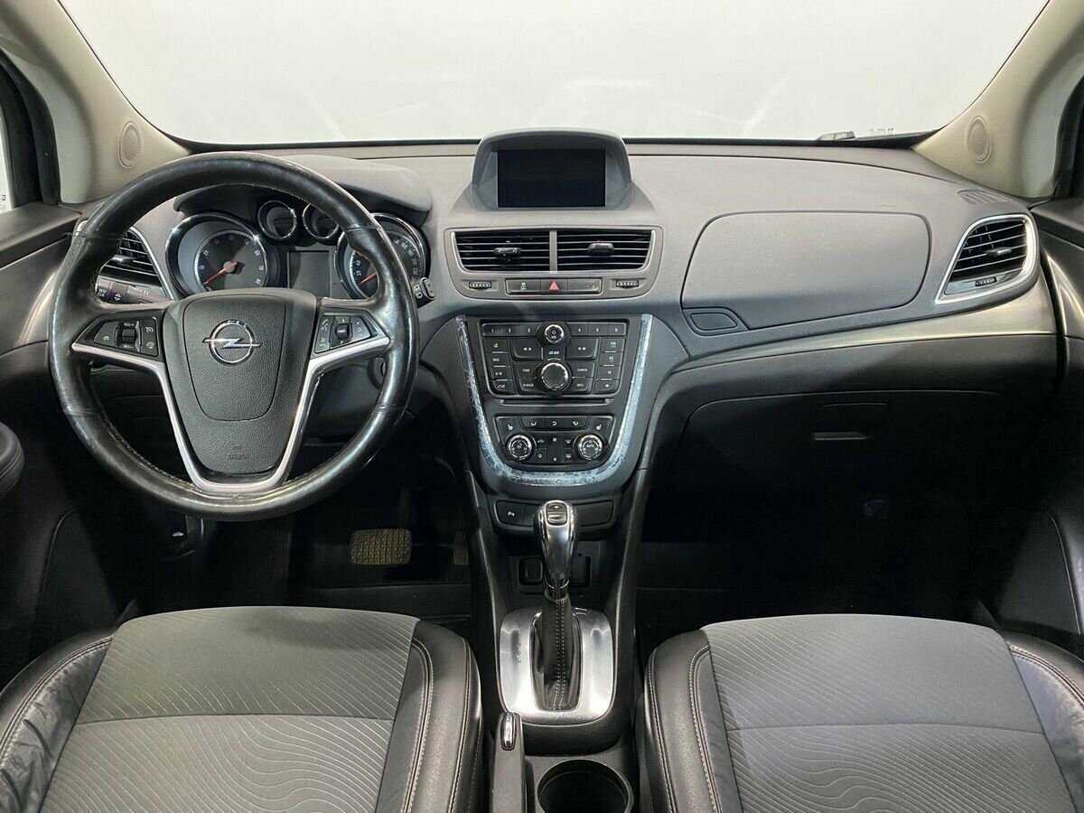 Opel Mokka с пробегом — 2014 год. Фото: #8