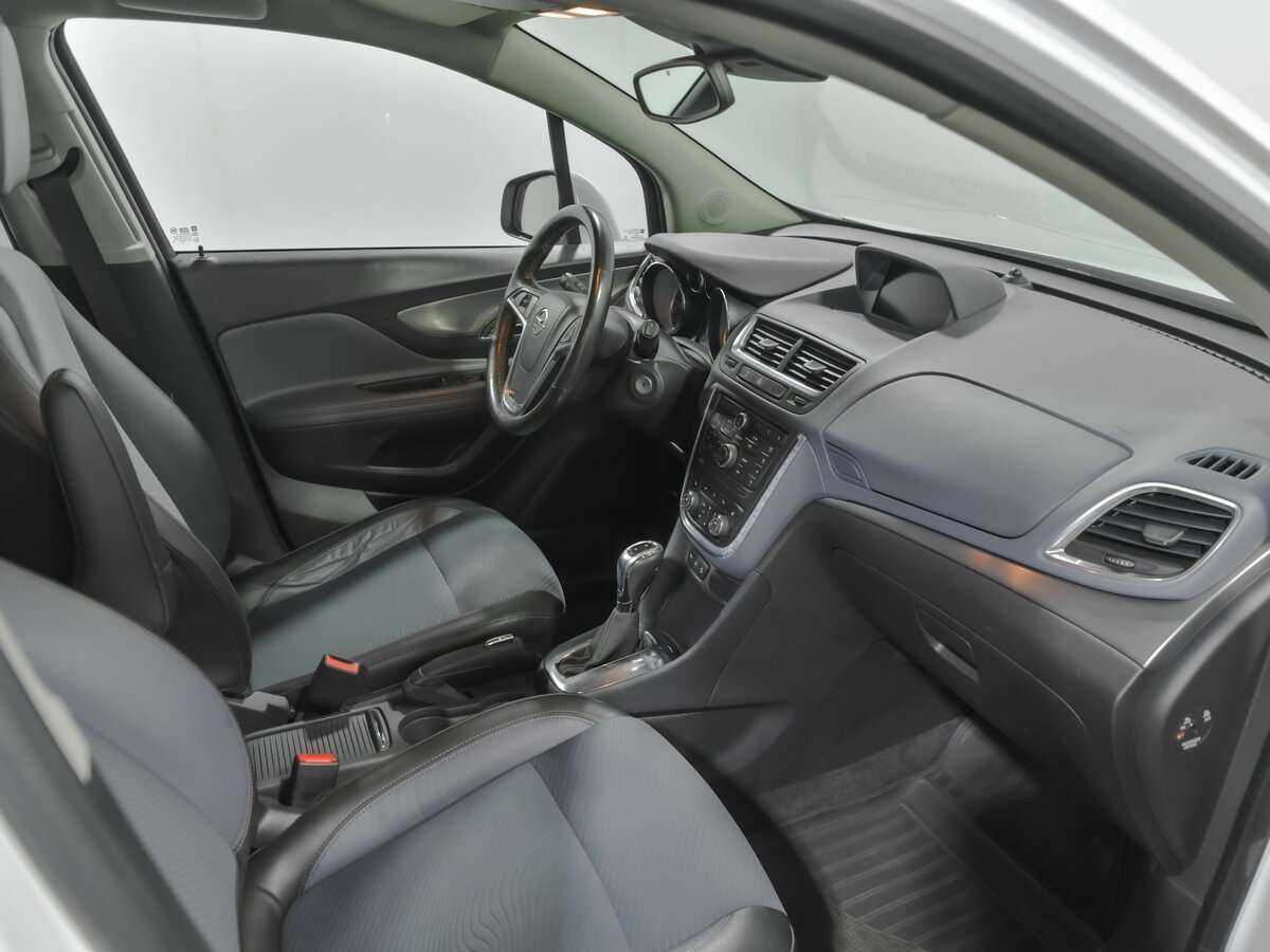 Opel Mokka с пробегом — 2013 год. Фото: #15