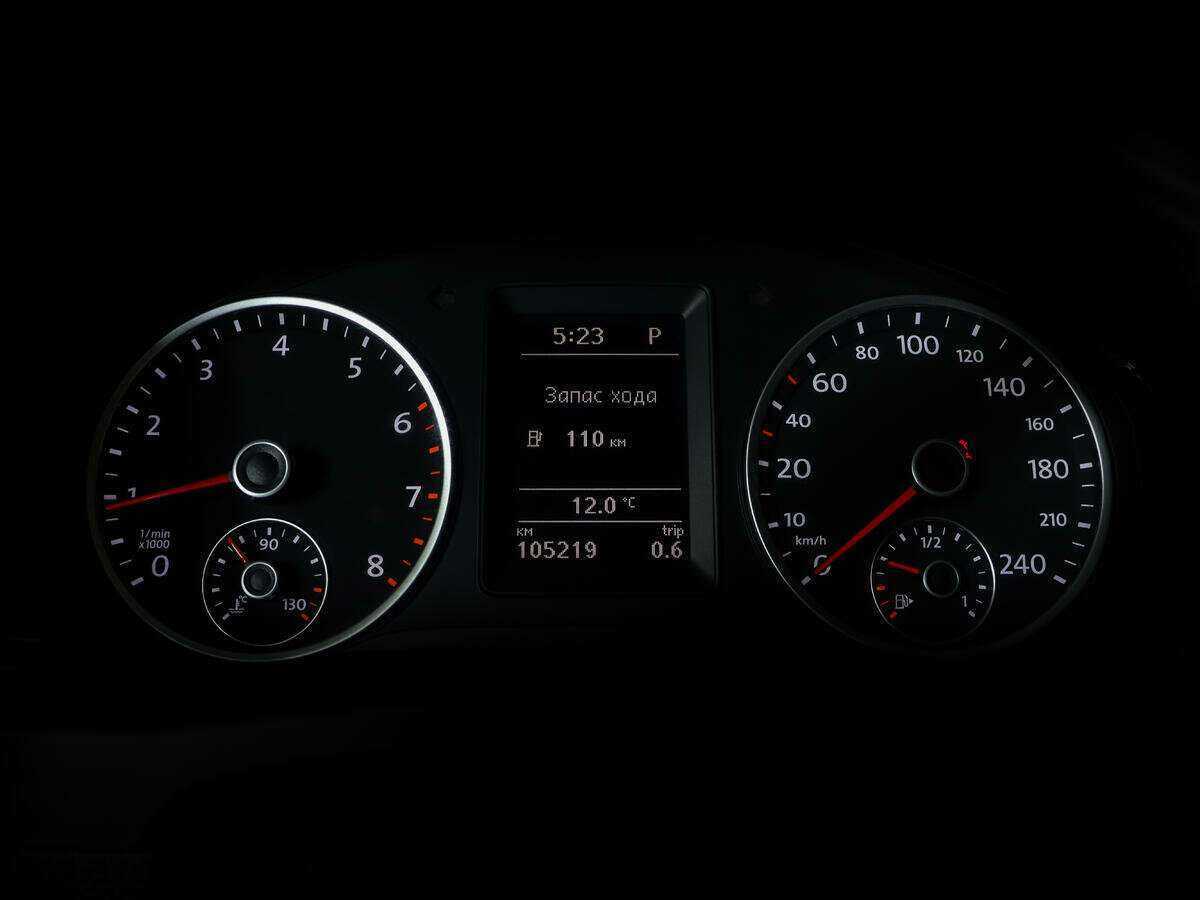 Volkswagen Tiguan с пробегом — 2012 год. Фото: #7