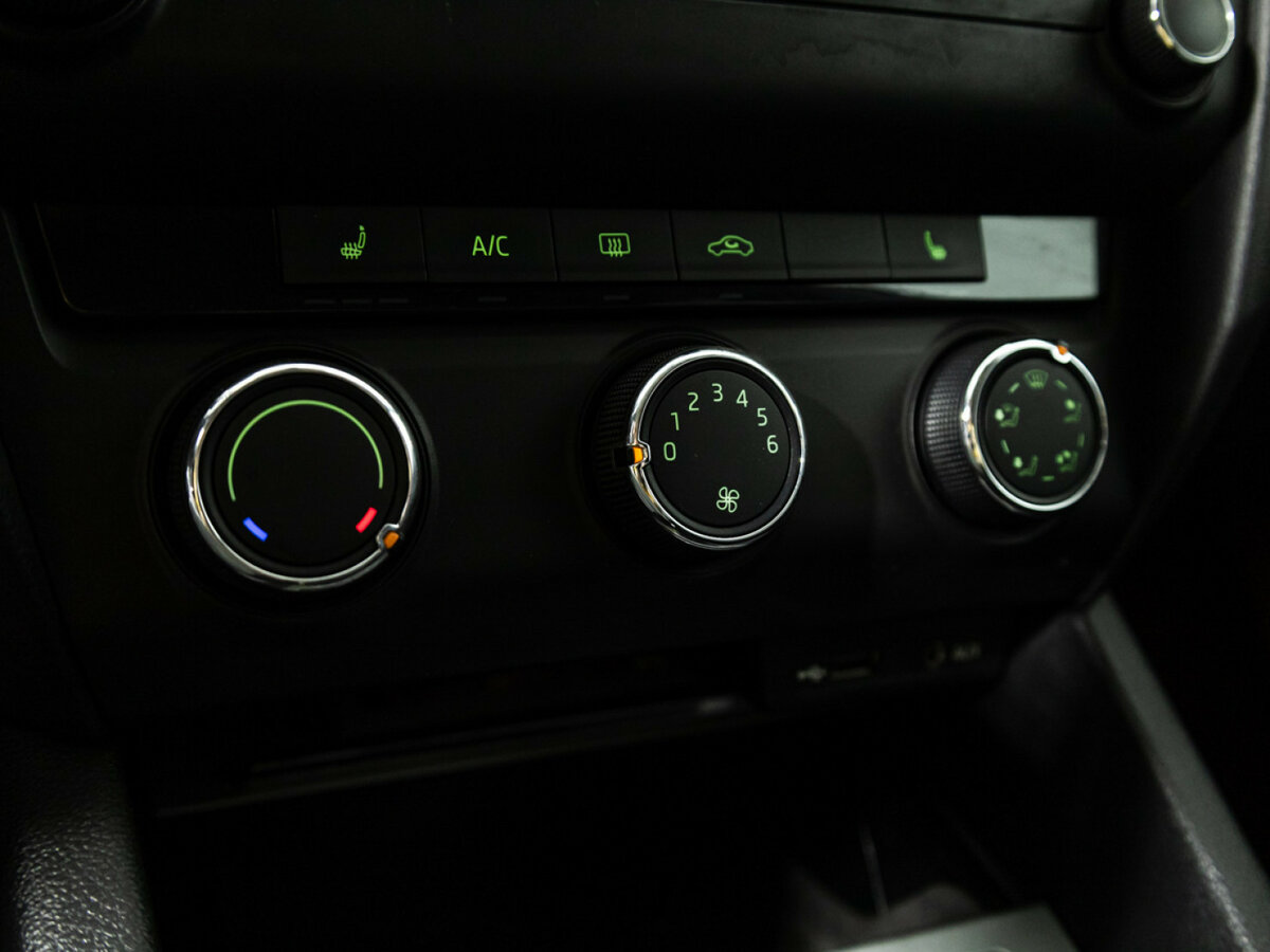 Skoda Octavia с пробегом — 2014 год. Фото: #13