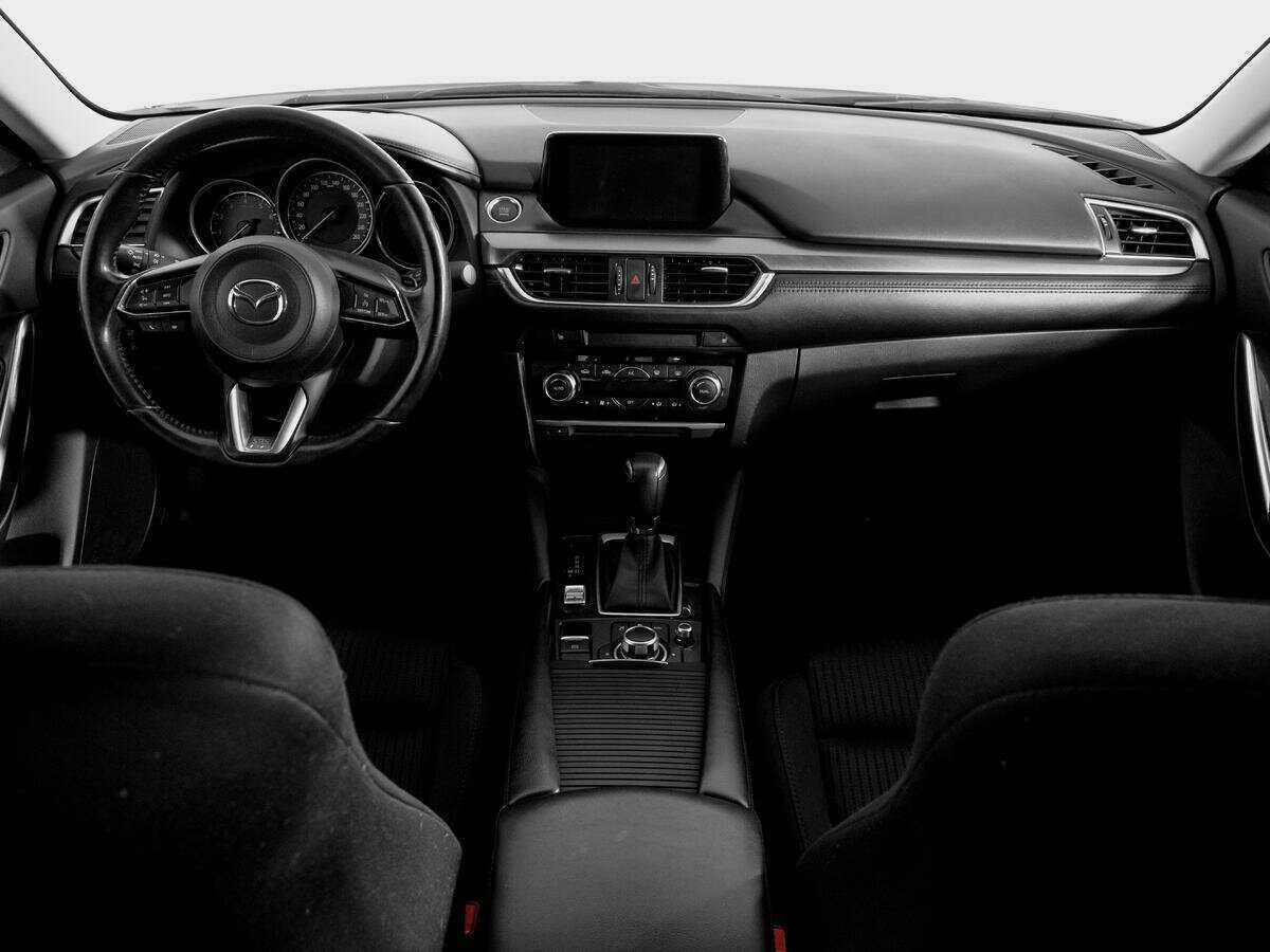 Mazda 6 с пробегом — 2016 год. Фото: #11